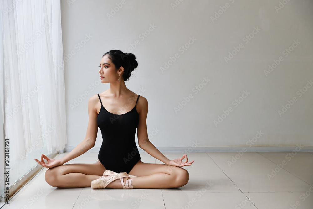 Attractive Young Asian Woman in Ballet Dress Exercising and Sitting in Yoga  Pose while Resting at Home Stock Photo - Image of elegant, beautiful:  192533152