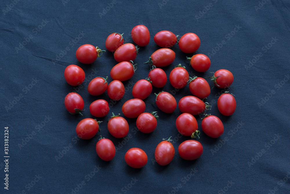 Cherry tomatoes, tomatos Cherry tomatoes, tomatos