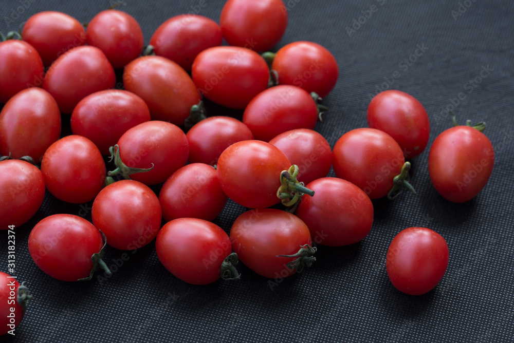 Cherry tomatoes, tomatos Cherry tomatoes, tomatos