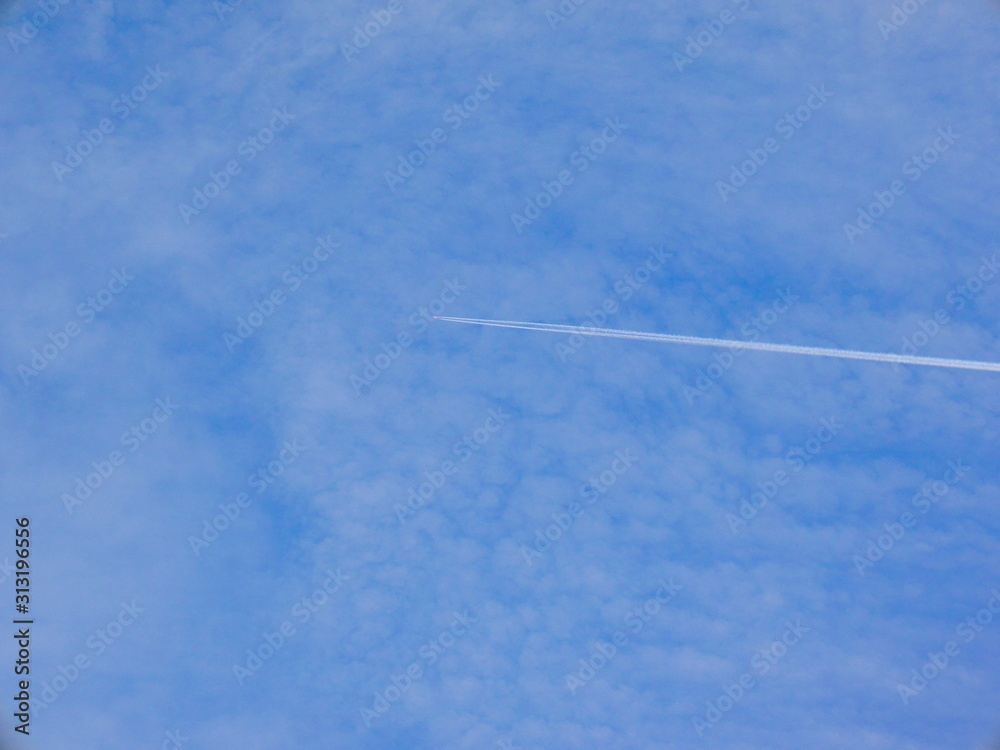 飛行機雲 空 美しい 自然 リアル 飛行機雲 空 美しい 自然 リアル