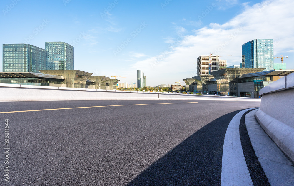 Fototapeta premium road to the city