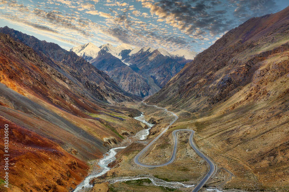 Khunjerab Pass, the highest border crossing in the world between Pakistan and China, taken in August 2019 - obrazy, fototapety, plakaty 