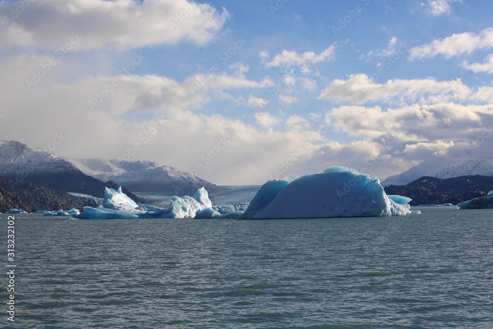 Sightseeing Rios de Hielo Cruise ship boat near glaciers Upsala and Spegazzini in Patagonia, Argentina Sightseeing Rios de Hielo Cruise ship boat near glaciers Upsala and Spegazzini in Patagonia, Argentina