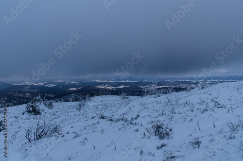 Panorama z Bukowego Berda zima bieszczady 
