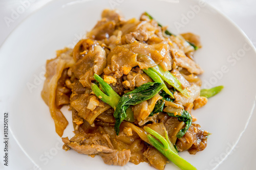 Pad Thai, Carbohydrate - Food Type, Food, Fried, Garlic Chive
