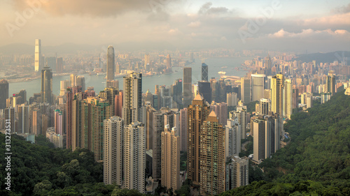 Hong Kong has more buildings above 35m (or 100m) and more skyscrapers above 150m than any other city