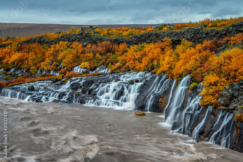 Hraunfossar