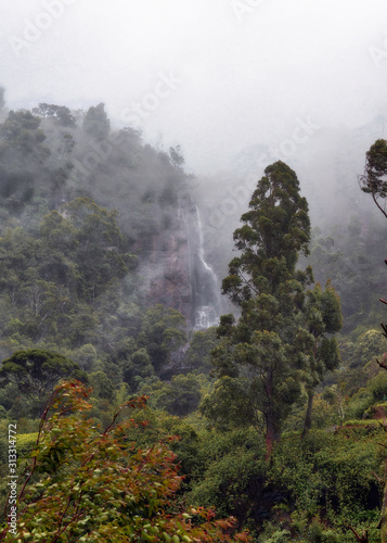 Fototapeta Naklejka Na Ścianę i Meble -  Lover's Leap Waterfall in Southern Sri Lanka, taken in August 2019