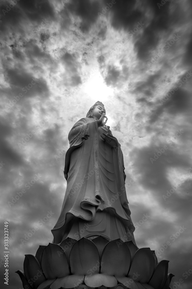 Fototapeta premium Lady Buddha