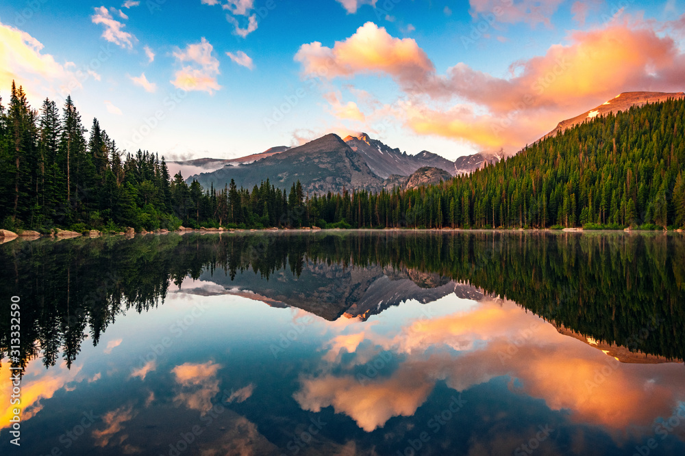 Obraz premium lake reflection