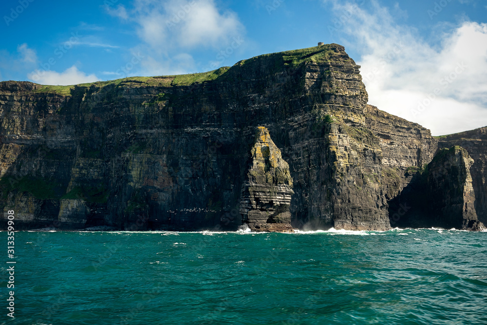Fotografie Cliffs Of Moher - Castle