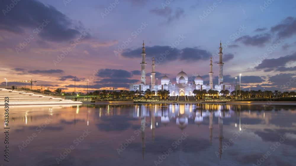 Time lapse, Sheikh Zayed Bin Sultan Al Nahyan Mosque, Abu Dhabi, United Arab Emirates, UAE Time lapse, Sheikh Zayed Bin Sultan Al Nahyan Mosque, Abu Dhabi, United Arab Emirates, UAE