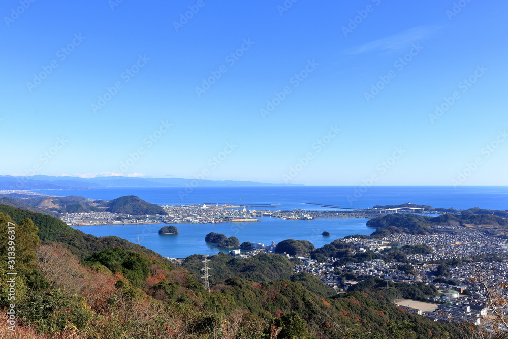 鷲尾山山頂からの眺望　空気の澄んだ冬（高知県高知市）