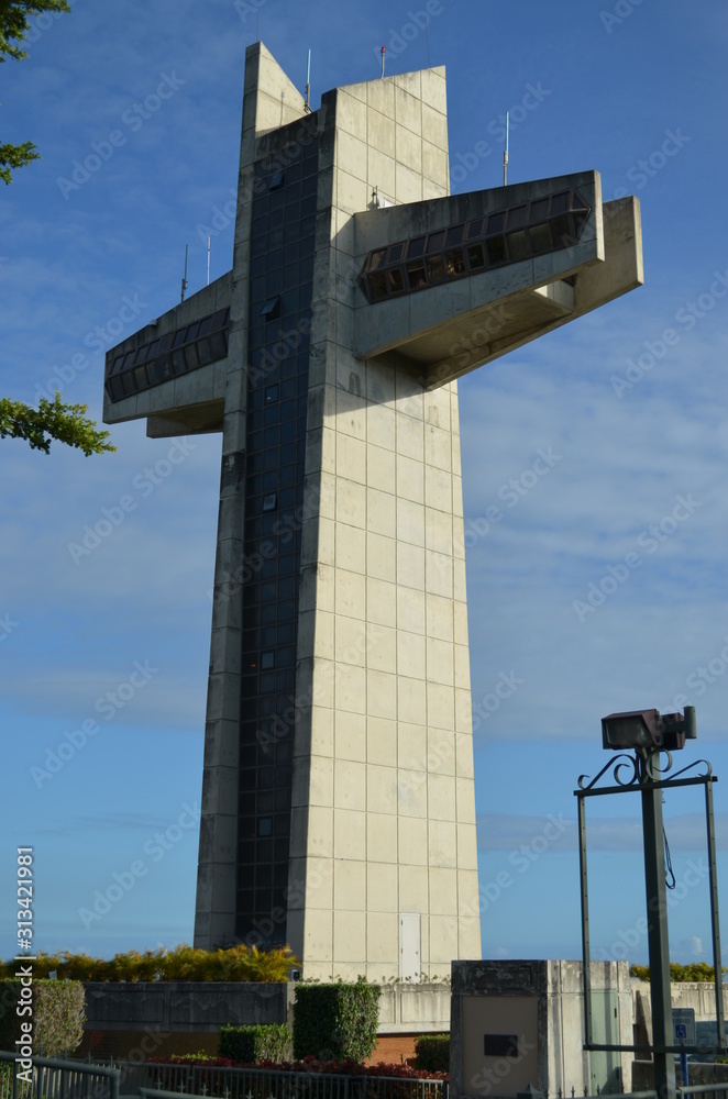 Fototapeta premium cross on the mountain