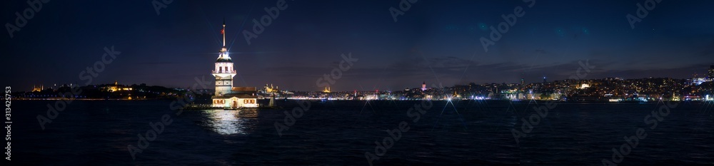 istanbul panoramic view. Maiden's Tower (kiz kulesi), galata tower, hagia sophia, blue mosuqe, golden horn, in istanbul - Turkey