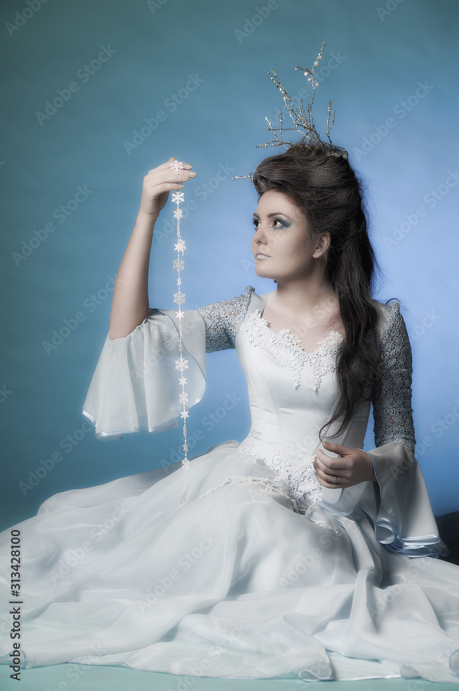 Naklejka premium snow queen princess. beautiful snowy hairstyle.