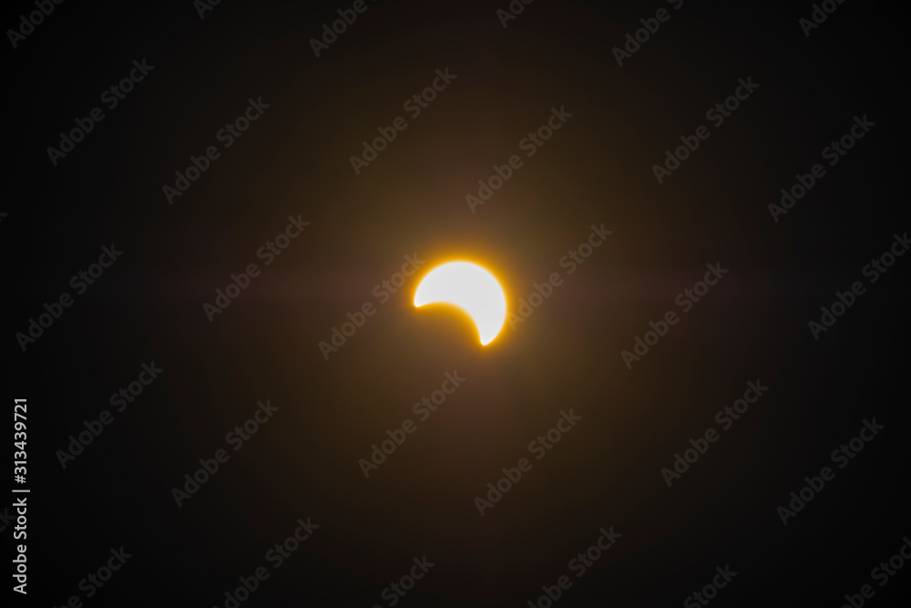 Half the shadow of the solar eclipse a natural phenomenon on Earth that is rare to see Half the shadow of the solar eclipse a natural phenomenon on Earth that is rare to see