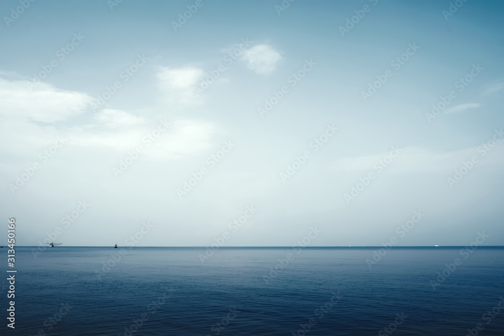horizon of seascape background