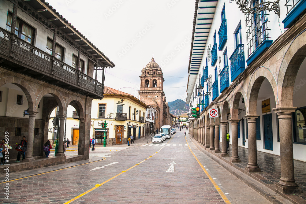 Historic Colonial Buildings in ancient streets of Cusco, , Peru - obrazy, fototapety, plakaty 