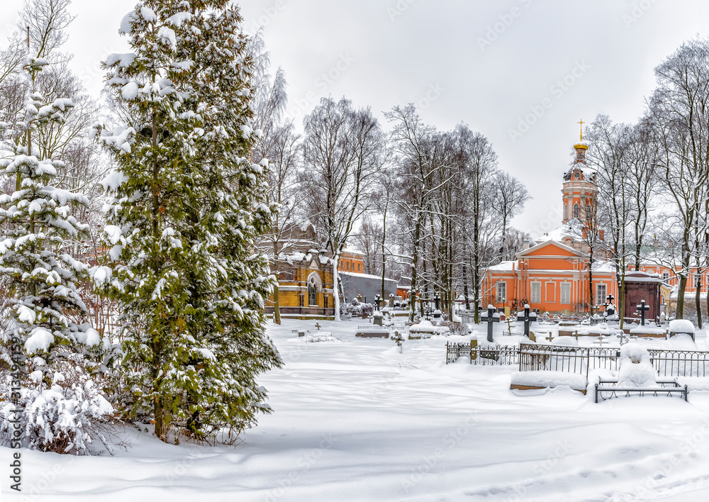  Nikolskoe cemetery is one of the three graveyards of the Alexander Nevsky Lavra.