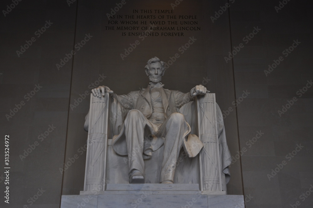 Fototapeta premium abraham lincoln statue in washington dc
