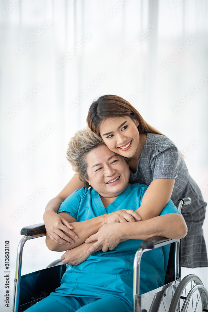 The patient is happy when the daughter comes to visit. The patient is happy when the daughter comes to visit.
