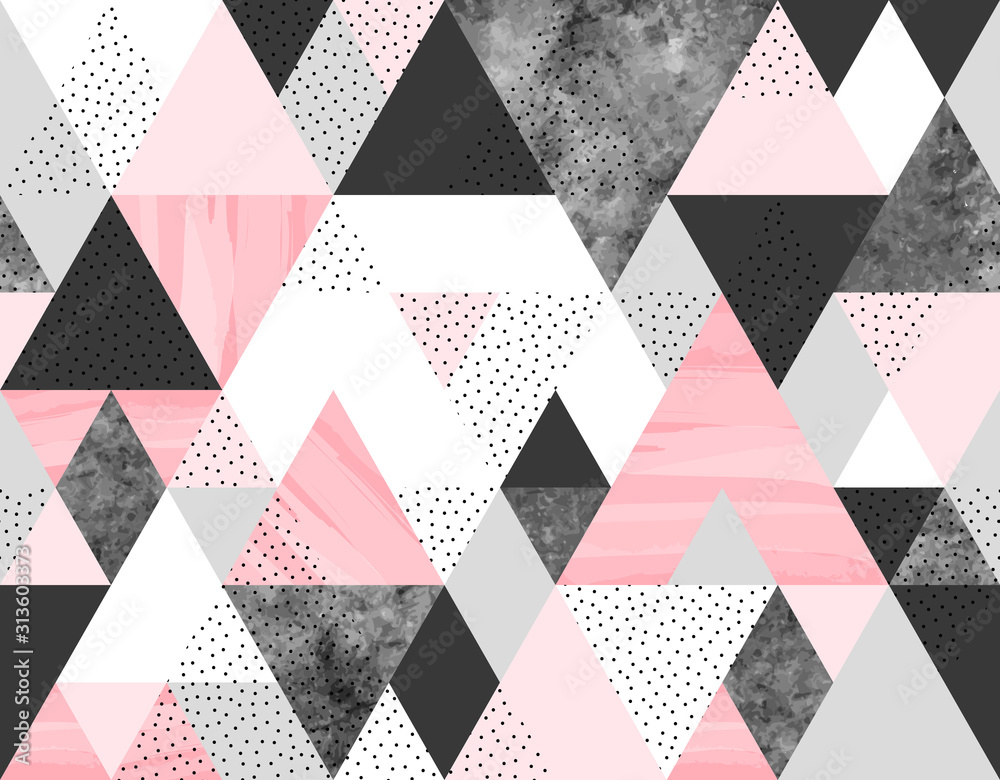 Obraz premium Bezszwowe geometryczny abstrakcyjny wzór z różowe, łaciate i szare trójkąty akwarela na białym tle