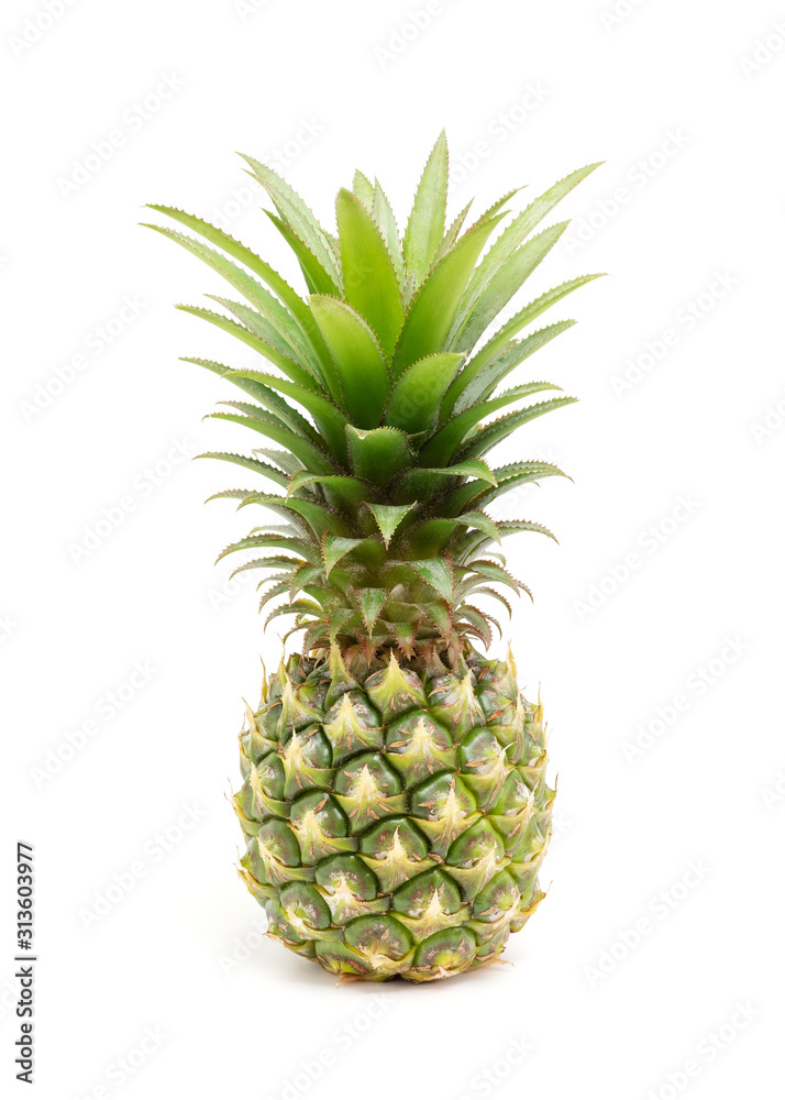 Fototapeta premium Fresh Pineapple isolated on white background