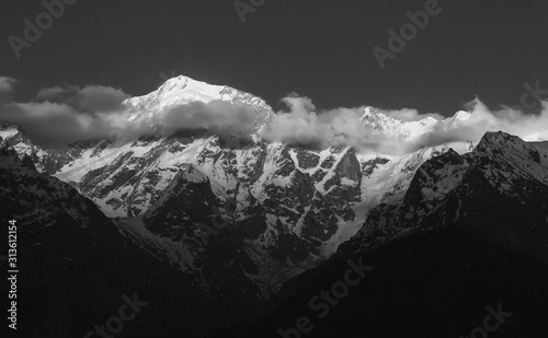 Canvas Print A grayscale shot of the Kinner Kailash mountains as seen from the village of Kalpa in Kinnaur in the Indian Himalayas