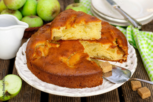 Sweet fruit cake with fresh apples and cinnamon