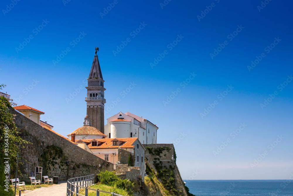 Obraz premium Stankt George Cathedral of Piran, Piran, Slovenia, Europe