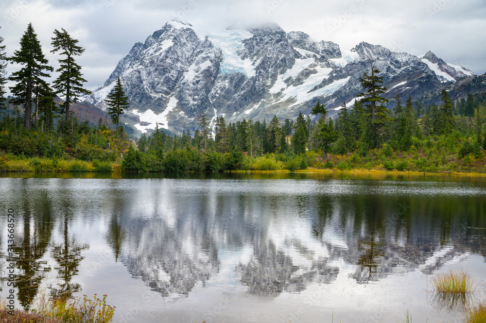 Mount Shuksan Reflecting in Lake Mount Shuksan Reflecting in Lake