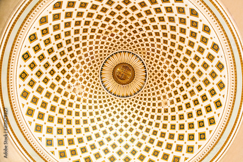 Принти на полотні Close-up view of the dome of the Rotunda of Mosta, Malta