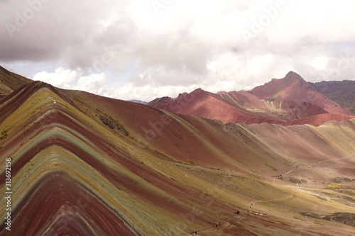 Rainbow Mountains Peru © Elisabeth