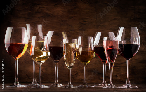 фотографія Wine tasting concept, still and sparkling wines