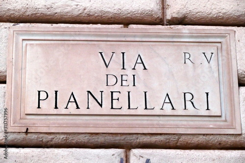 nomi delle vie e piazze di roma,italia © D.L.PHOTOBRIDGE