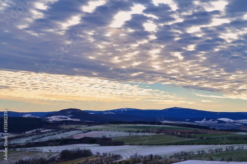 Fototapeta Naklejka Na Ścianę i Meble -  Blick auf die Berge des Oberen Erzgebirges