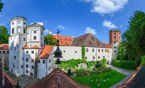 Handwerkerhof mit Wassertürmen in Augsburg photo