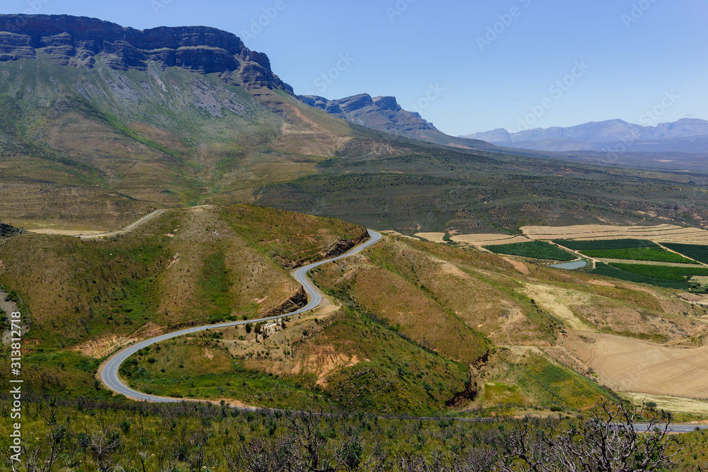 Fototapeta premium road in the mountains