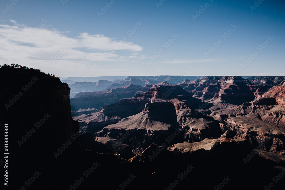 La nuit tombe sur le Parc National de Grand Canyon en Arizona