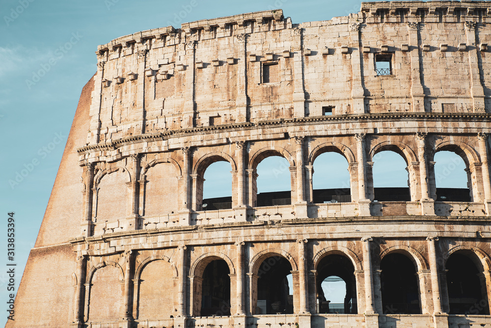 Obraz premium Detail of ancient Colosseum
