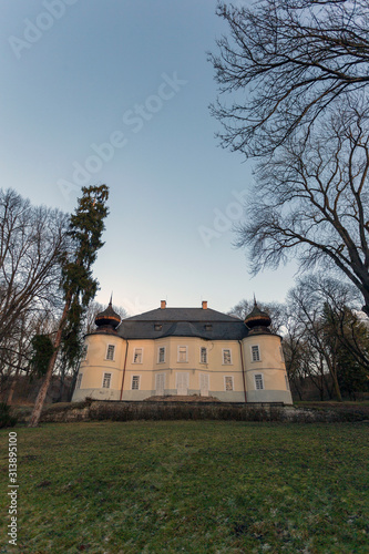 Gyurky-Solymossy-castle in Batonyterenye photo