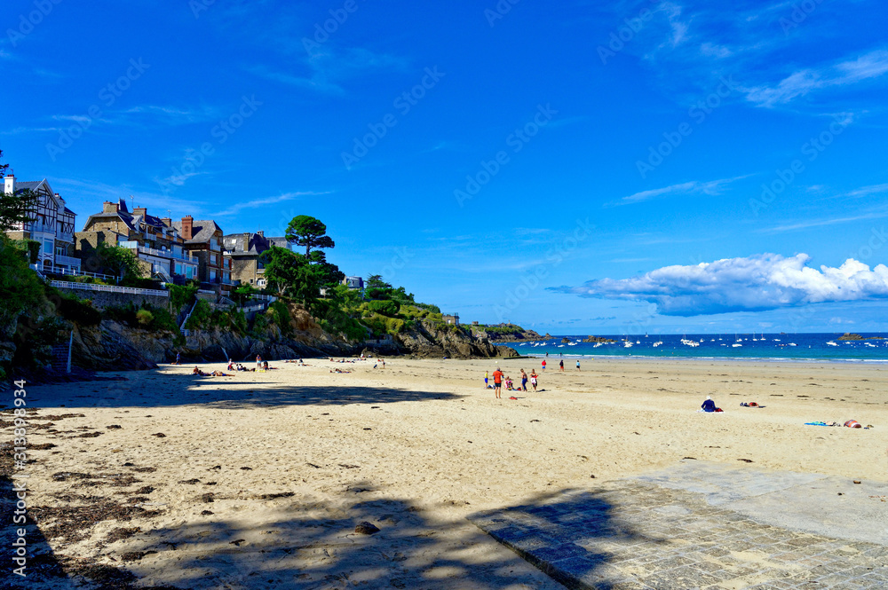 Plage De Longchamp, Saint-Lunaire, Ile-et-Vilaine, Bretagne, France Plage De Longchamp, Saint-Lunaire, Ile-et-Vilaine, Bretagne, France