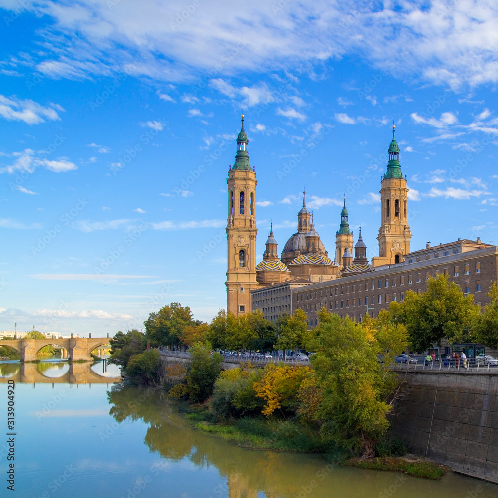 Naklejka premium Zaragoza Basilica of Our Lady
