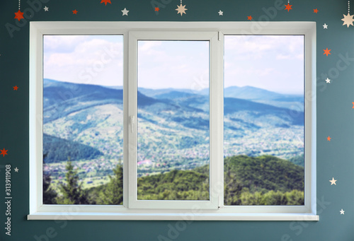 okno-z-ladnym-widokiem