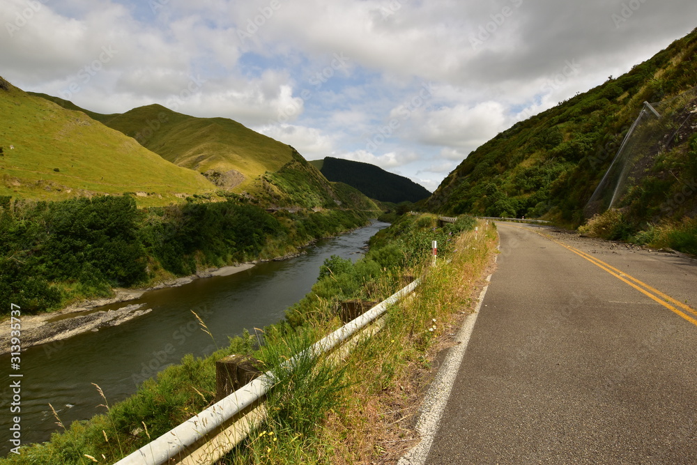 Obraz premium Manawatu road closure in New Zealand North Island