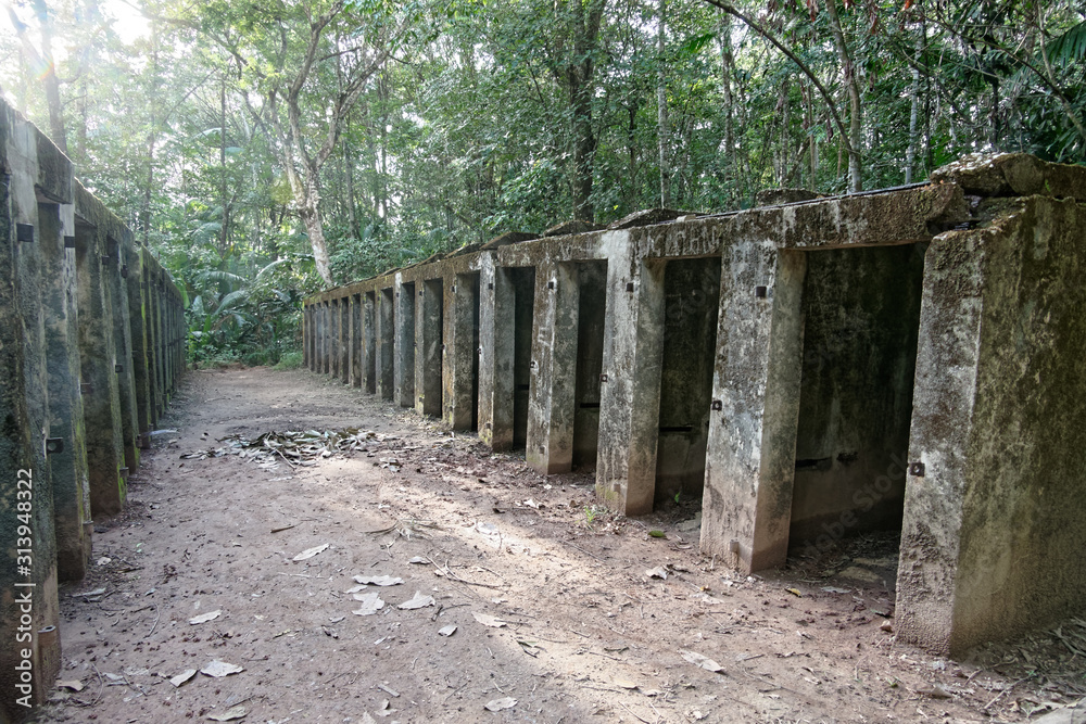 Anciennes prisons du bagne des annamites à Montsinéry-Tonnegrande en Guyane française Anciennes prisons du bagne des annamites à Montsinéry-Tonnegrande en Guyane française