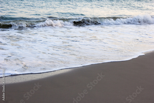 Wallpaper Mural waves on the beach Torontodigital.ca