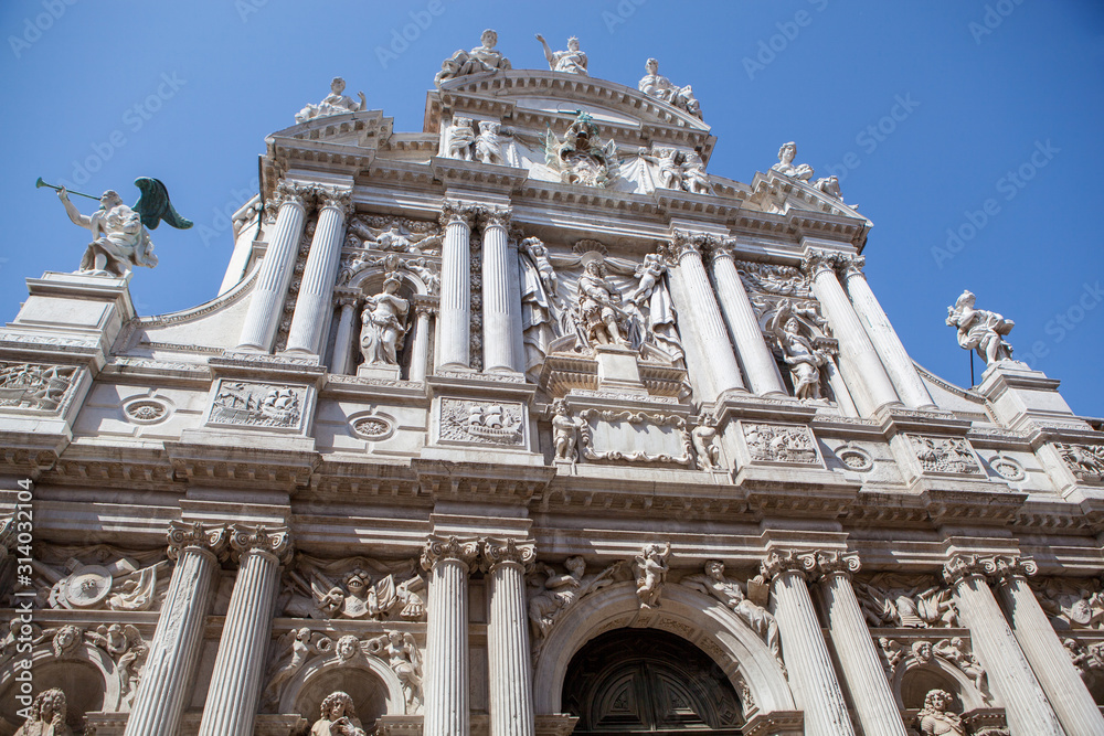 Φωτογραφία Facade of historical building of Palace in Venice.