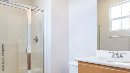 Panorama White color bathroom clean insid nice interiore photo